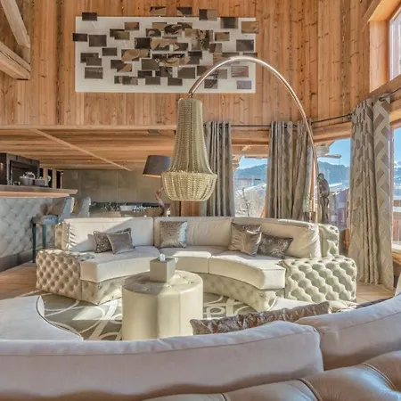 Chalet Lovely 6 Bedroom Chalet